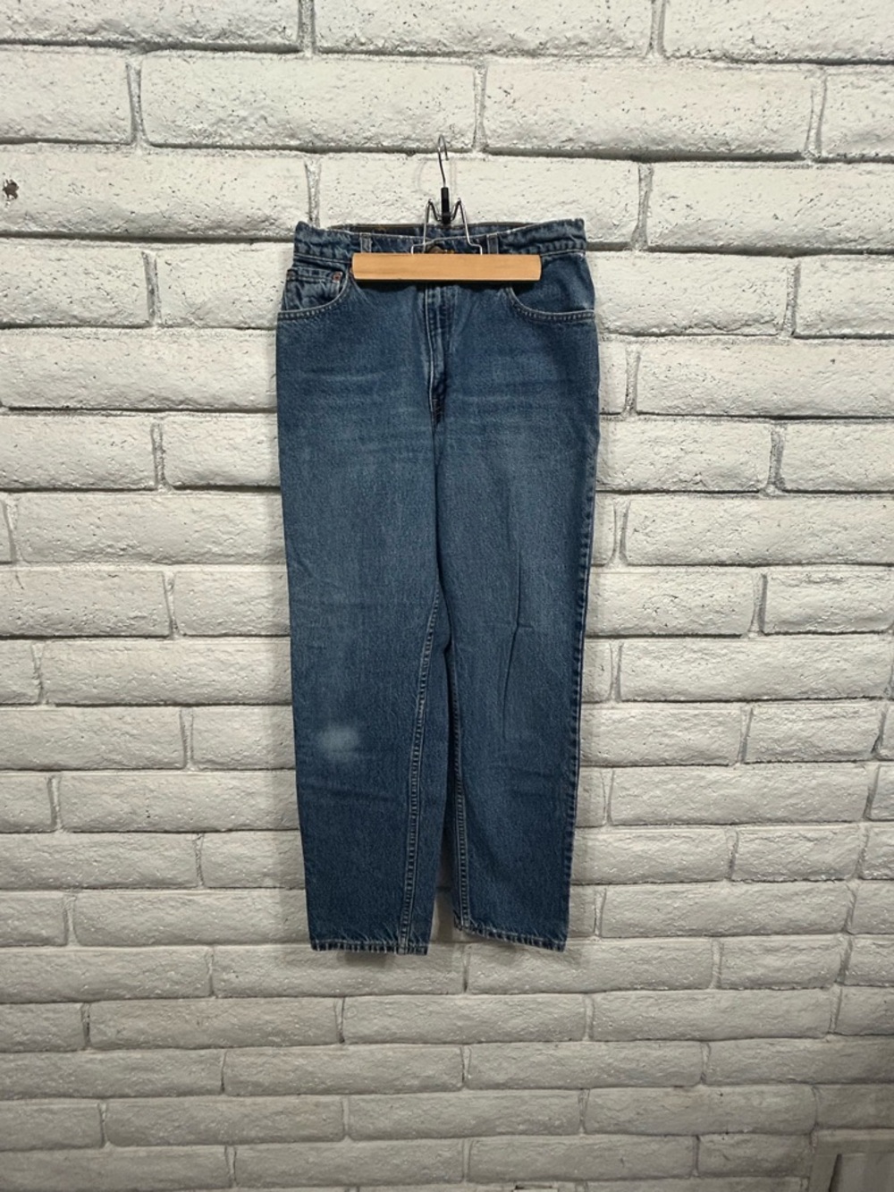 Levi's Relaxed Tapered Jeans Blue Denim Button Zip Accent 5-Pocket Women Size 6S
